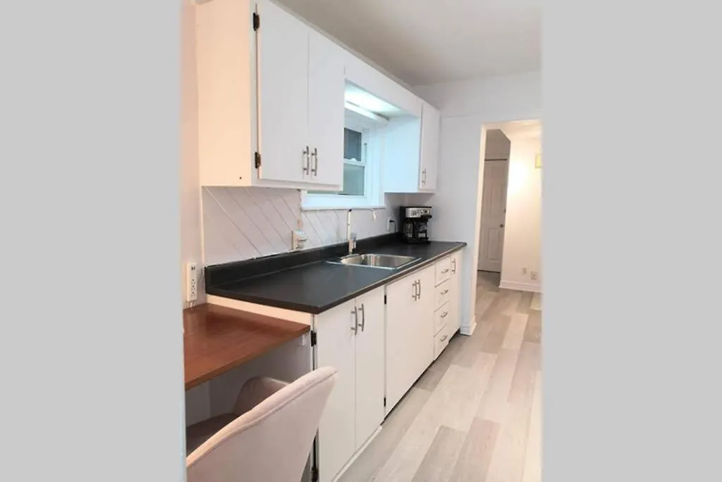 Chez Edouard By Hebergements Dcl Quebec City