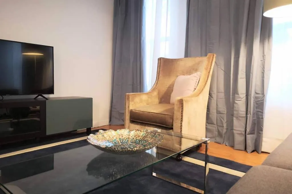 Appartement Chez Edouard by Hébergements DCL Québec
